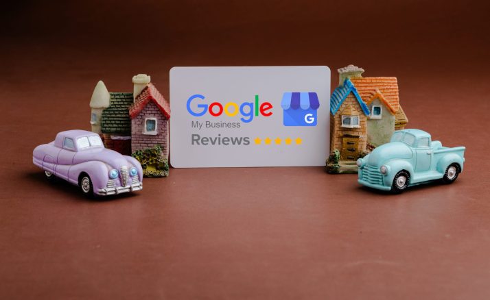Google review card with toy cars